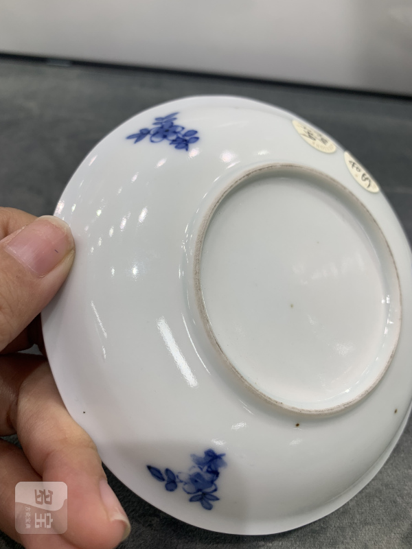 清康熙青花八骏图小盘 - 图6
